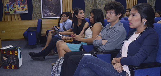 Estudiantes que leyeron y  analizaron la obra 