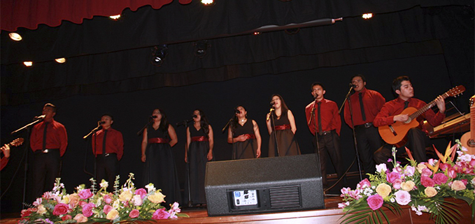 Coro UPS sede Cuenca en el Aula Magna del Campus Sur