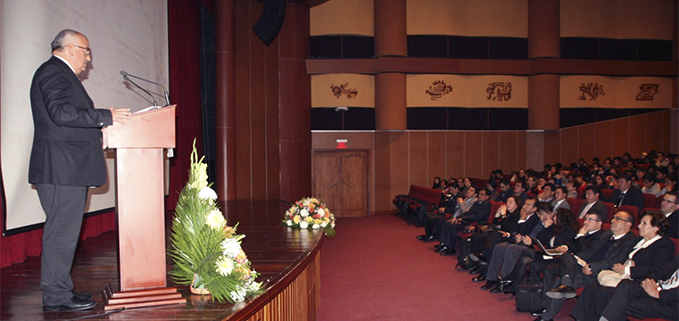 Mauricio Pozo during his talk