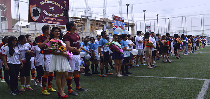 Delegaciones de las diversas carreras que participaron del evento