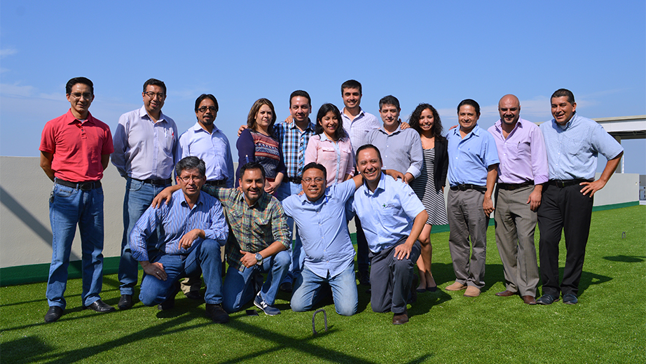Docentes de la UPS que forman parte de las mentorías de innovación y emprendimiento