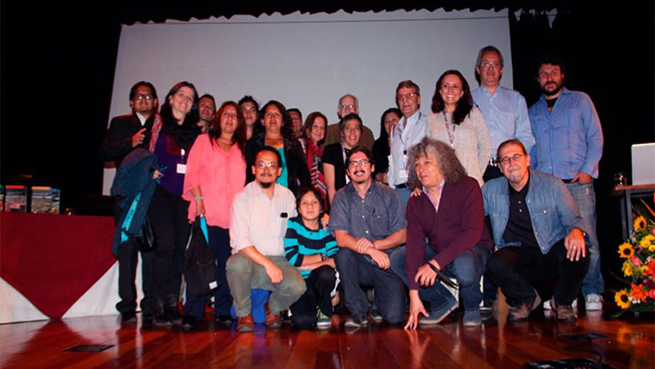 Grupo de investigadores y coordinadores de la colección