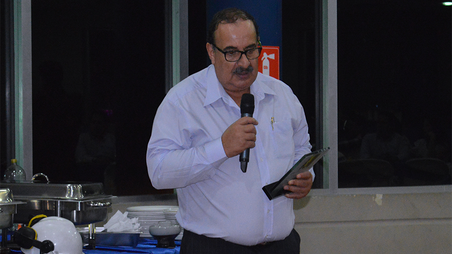 Ing. Orly Guzmán, fue homenajeado por los ex alumnos de la UPS