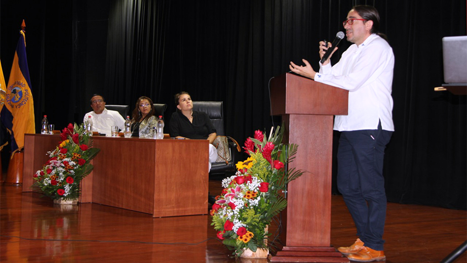 Economista René Ramírez, Secretario Nacional de Educación Superior, Ciencia, Tecnología e Innovación (SENESCYT) durante su intervención