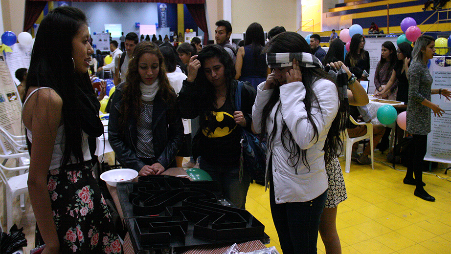 Casa abierta desarrollada en la Semana de la Psicología. Coliseo del Campus El Girón