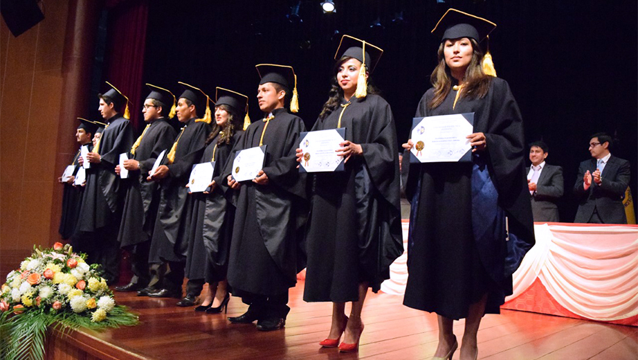 Finalización de la segunda ceremonia de incorporación de la Sede Cuenca