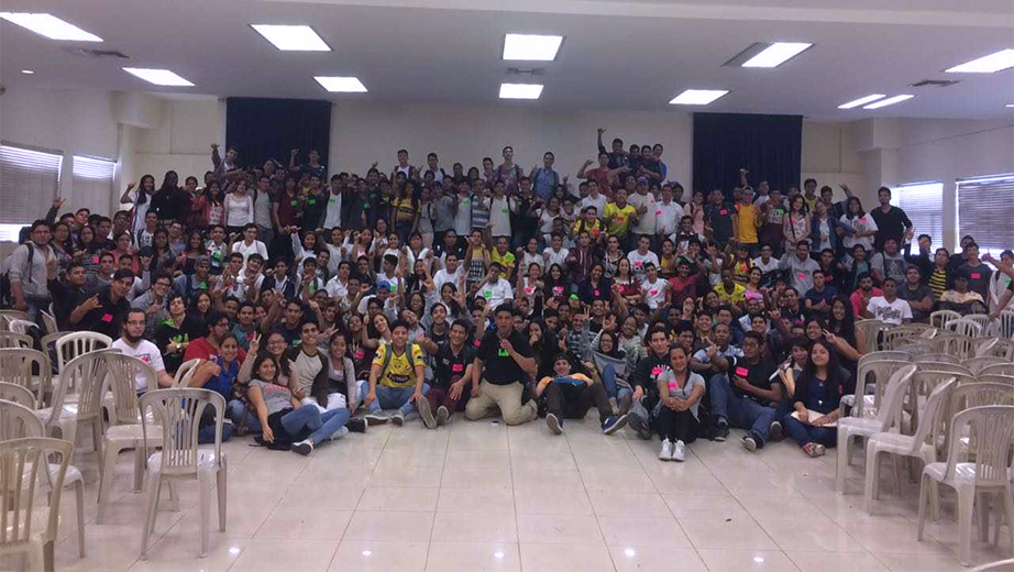 Estudiantes de la UPS que participaron en el primer encuentro formativo de Antropología