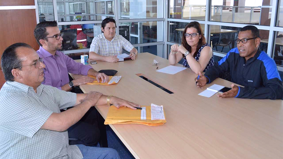 Comité organizador del CITIS durante la planificación de actividades
