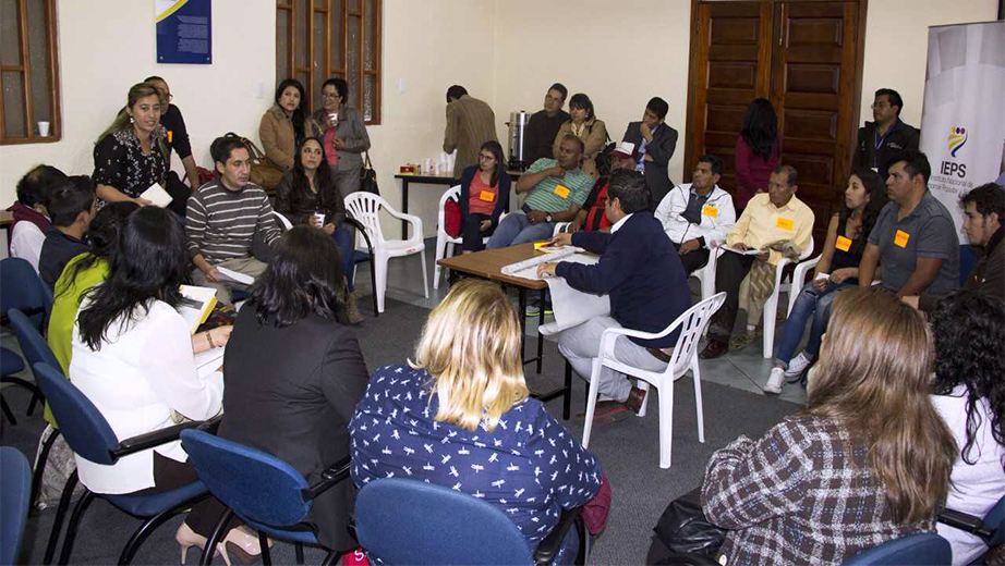 Taller realizado en el campus El Girón sobre economía popular y solidaria