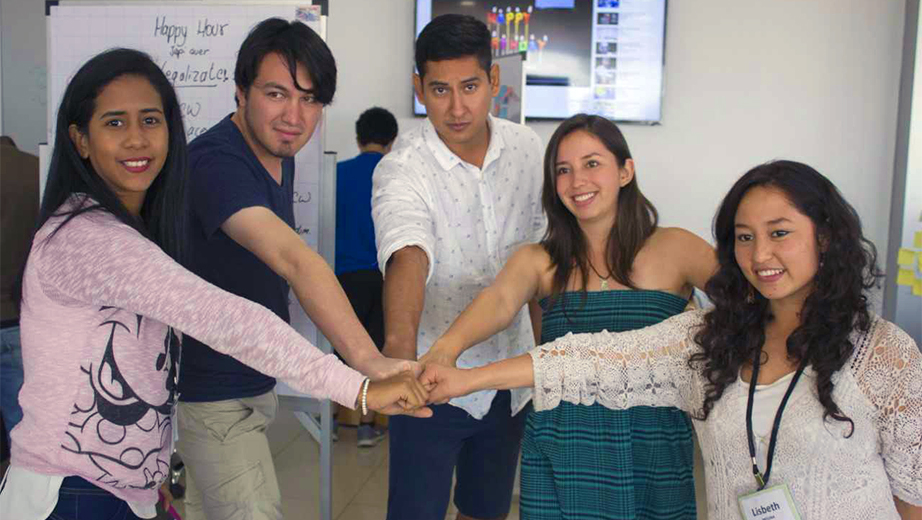 Participantes del primer módulo de la Escuela