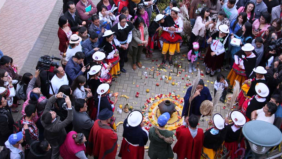 Comunidad Universitaria de la Sede Cuenca en la celebración del Inti Raymi