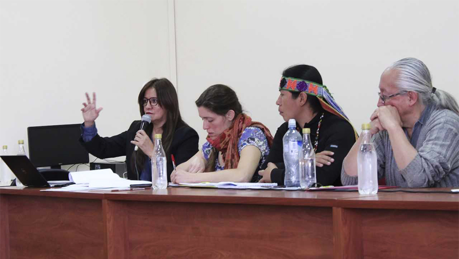 Participación de Teresa Carbonell con el tema: Saberes y epistemologías en los pueblos y nacionaldiades amazónicas en el Ecuador