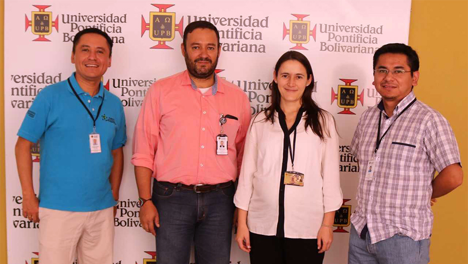 Los investigadores: (de izq.) Esteban Inga (UPS), Roberto Hincapié (UPB), Cristina Gómez (UPB), Juan Inga (UPS)