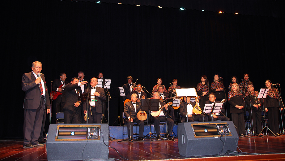 Presentación de la Rondalla Cañarí