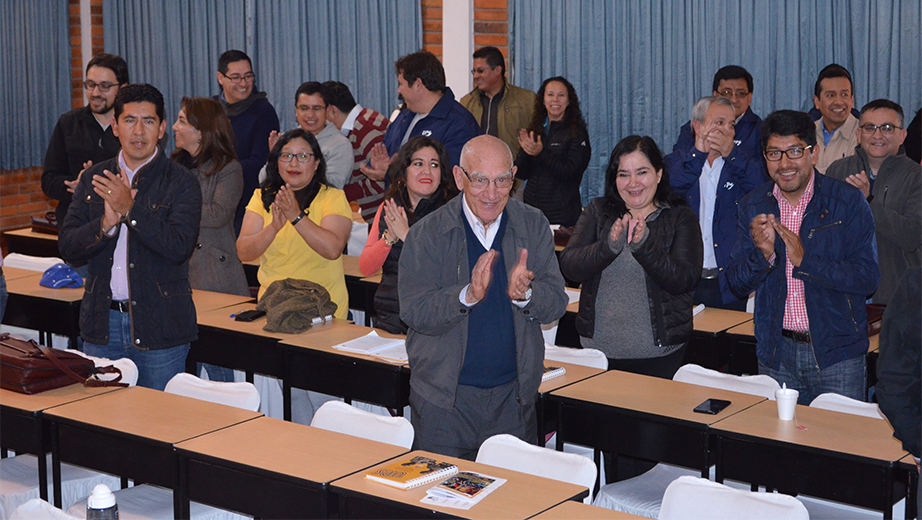 Directivos de la UPS durante el encuentro de formación