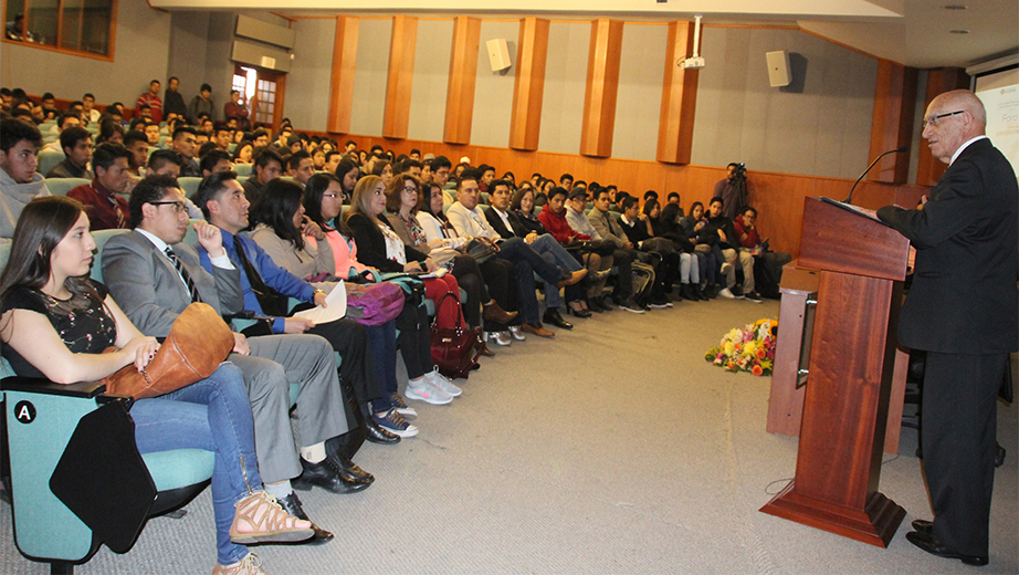 Intervención del padre Javier Herrán Gómez, rector de La Salesiana