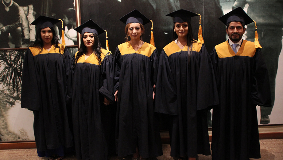 Nuevos graduados de La Salesiana en Cuenca