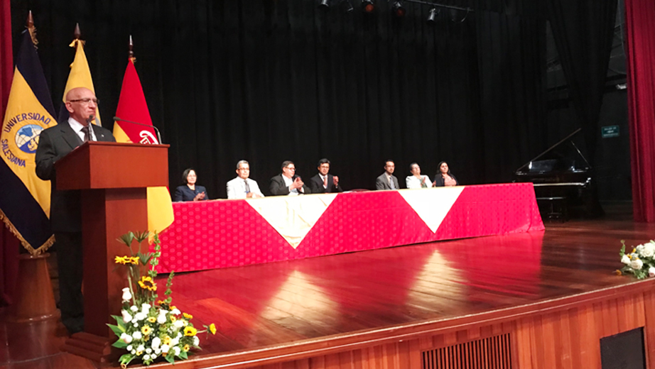 P. Javier Herrán, durante su discurso en la inauguración del I Primer Congreso de Interculturalidad y Buen Vivir