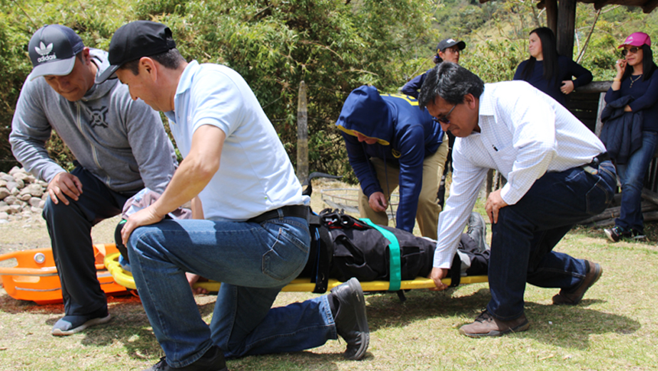 Directivos y jefes departamentales se capacitaron en la prevención de riesgos y desastres