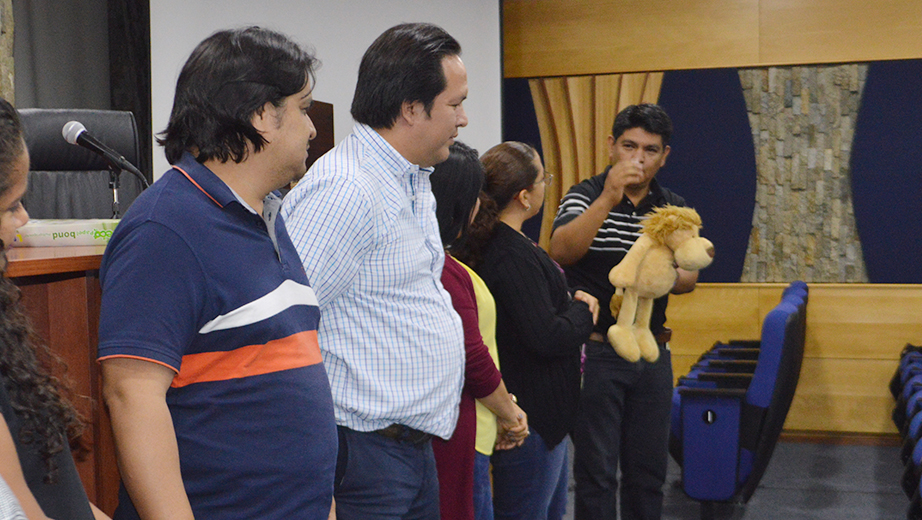Docentes reciben capacitación sobre el proceso de formación académica de las materias del área de razón y fe