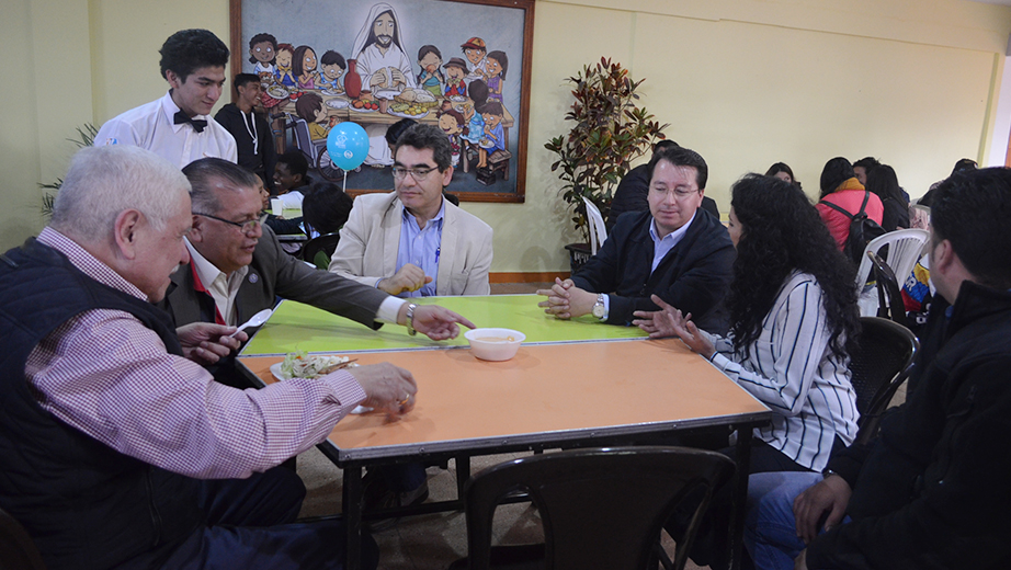 Almuerzo de confraternidad