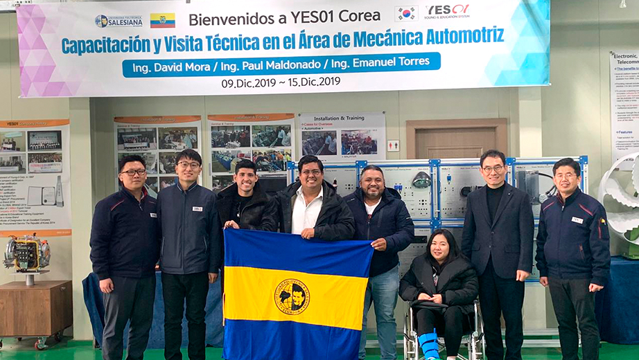 La delegación ecuatoriana fue recibida por los representantes de la empresa YES01