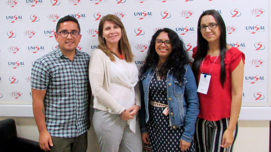 (De izq.)  Ignacio Guamán, María Sol Villagómez, Ivonne López y María José Carranza