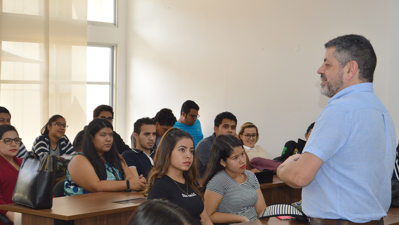 César Serrano during his talk