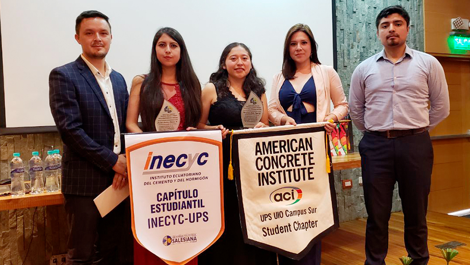 (De izq. a der.) Estudiantes de Ingeniería Civil Daniel Proaño, Cristina Córdoba y Margarita Tapia con la nueva directiva del American Concrete Institute Studen Chapter de la UPS Karen Jiménez (presidenta) y Alex Cevallos (vicepresidente)