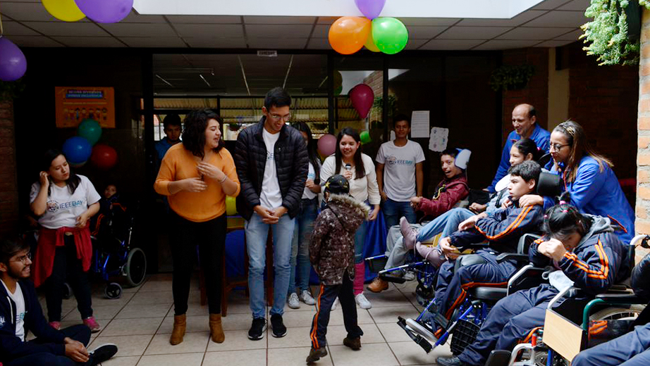 Participación de diversas actividades lúdicas