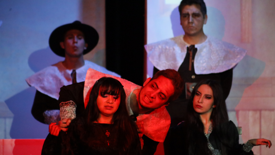 Puesta en escena la obra teatral