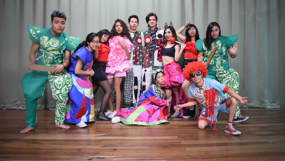 Puesta en escena la obra teatral 