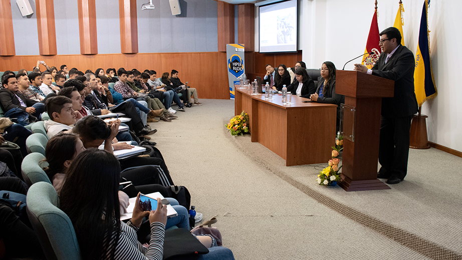 Participación del profesor Leonardo Ordoñez, profesor de la carrera de Comunicación, periodista por varios medios de comunicación