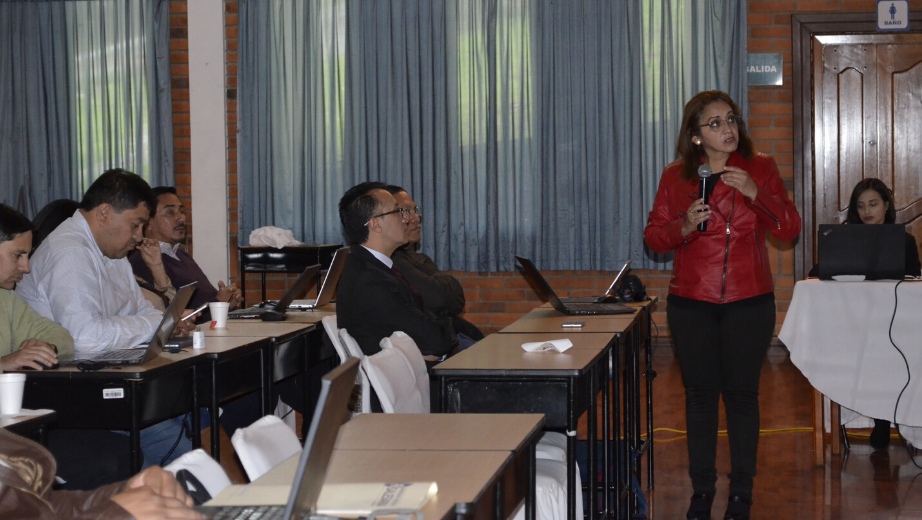 Intervención de Ángela Flores, Vicerrectora Académica de la UPS.