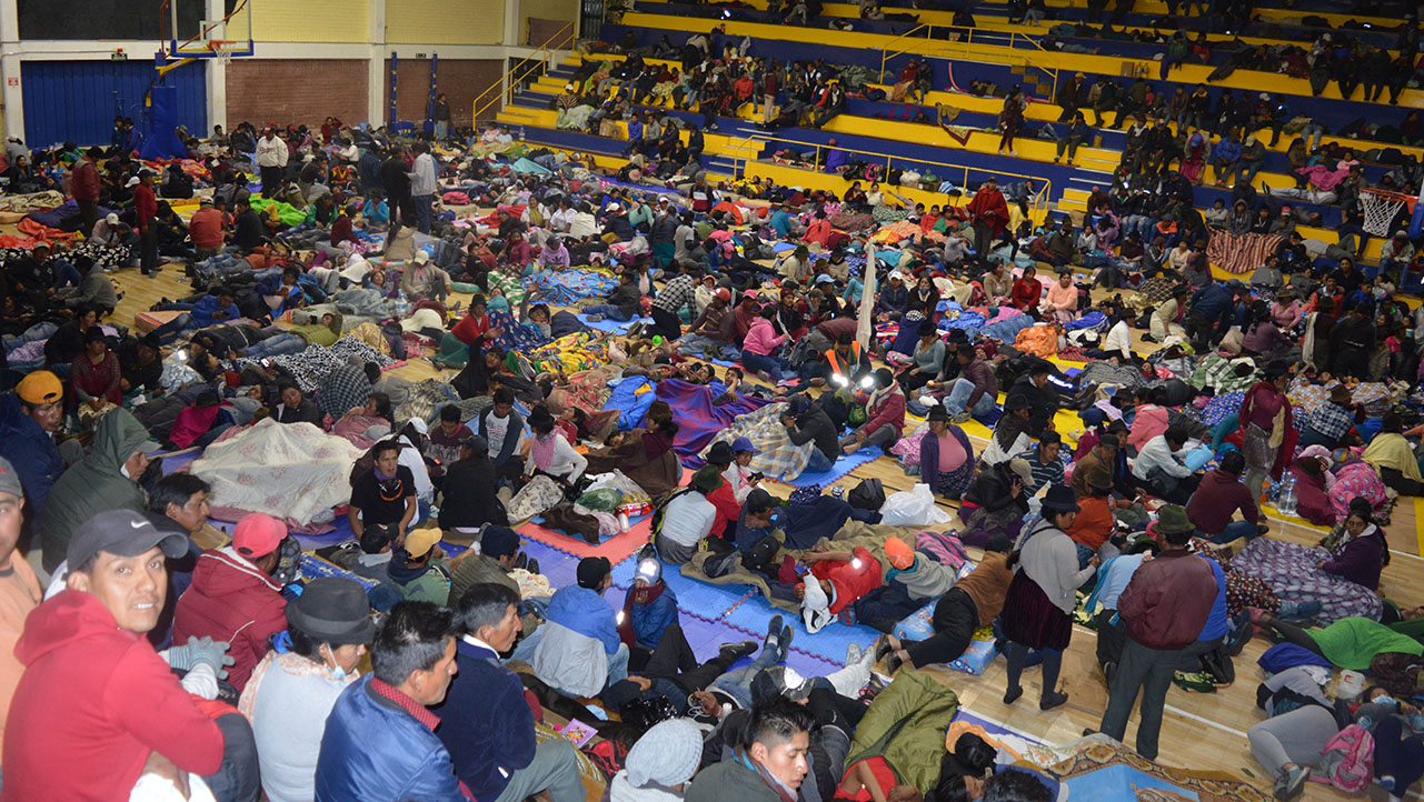 Coliseo del campus El Girón se transforma en una zona de paz y acogida humanitaria para las comunidades indígenas