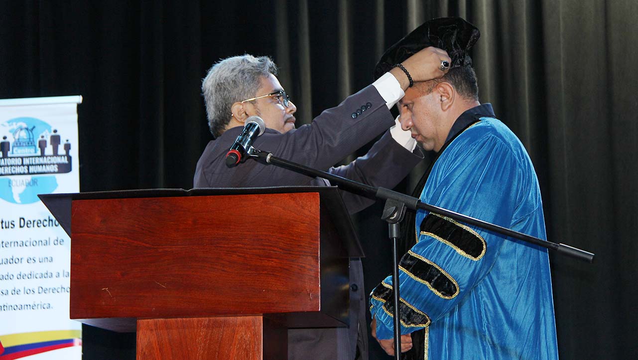 Entrega del título de Doctor Honoris Causa en Derechos Humanos al señor Washington Pedroza Mejía