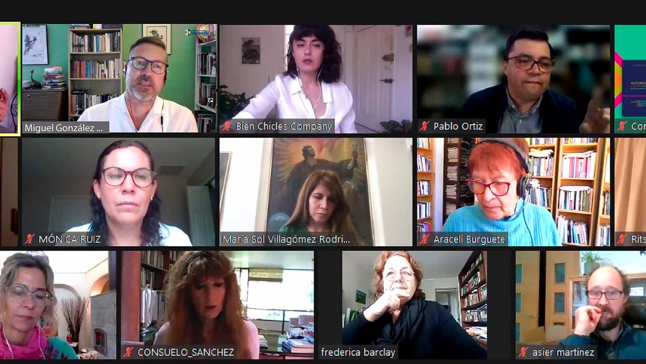 Autores y coordinadores del libro, panelistas del foro 