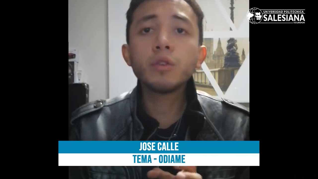 José Calle durante la interpretación de la canción: 