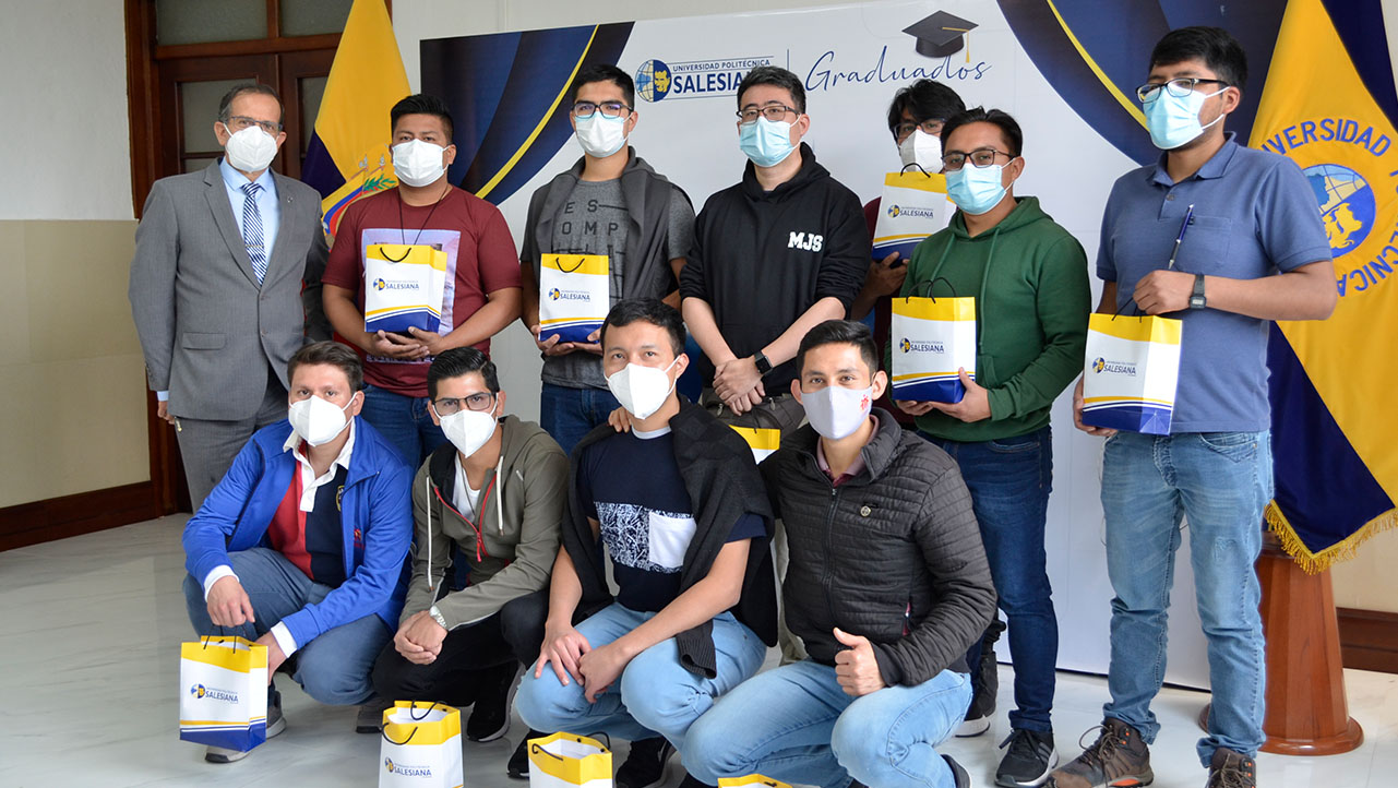 Movicios junto al Vicerrector de la sede Cuenca
