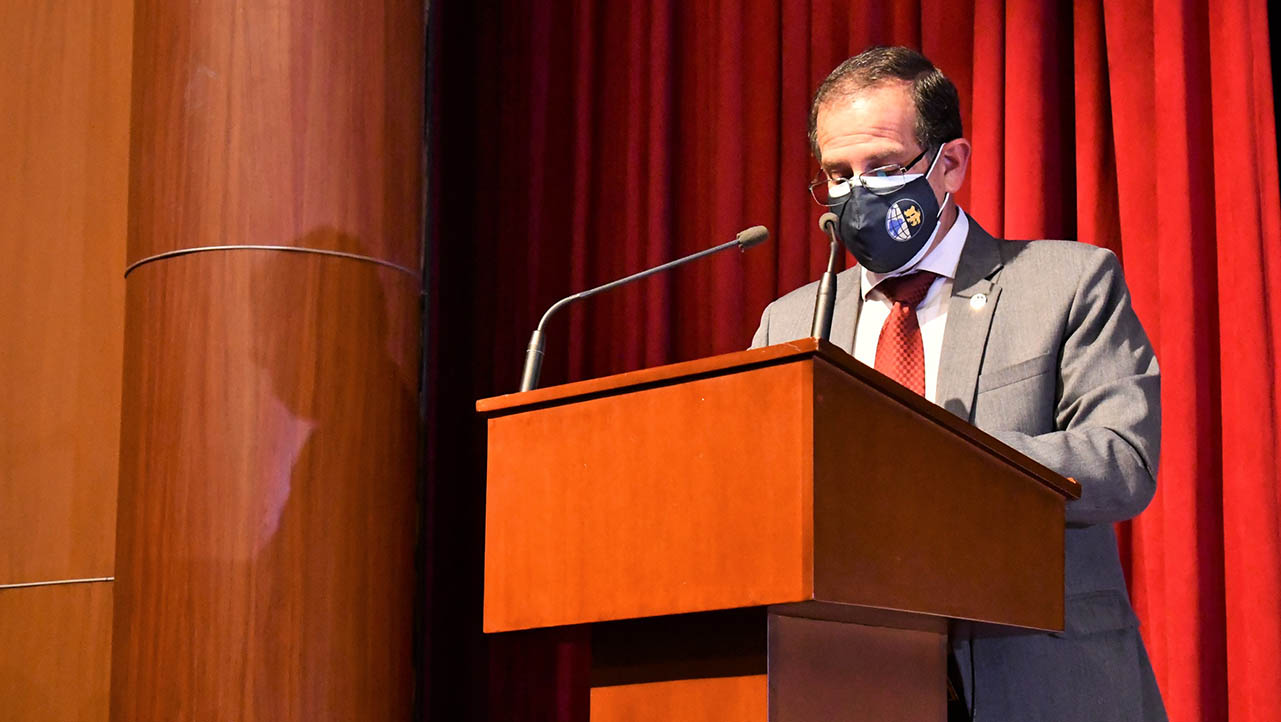 Fernando Moscoso, Vicerrector de la sede Cuenca durante su intervención