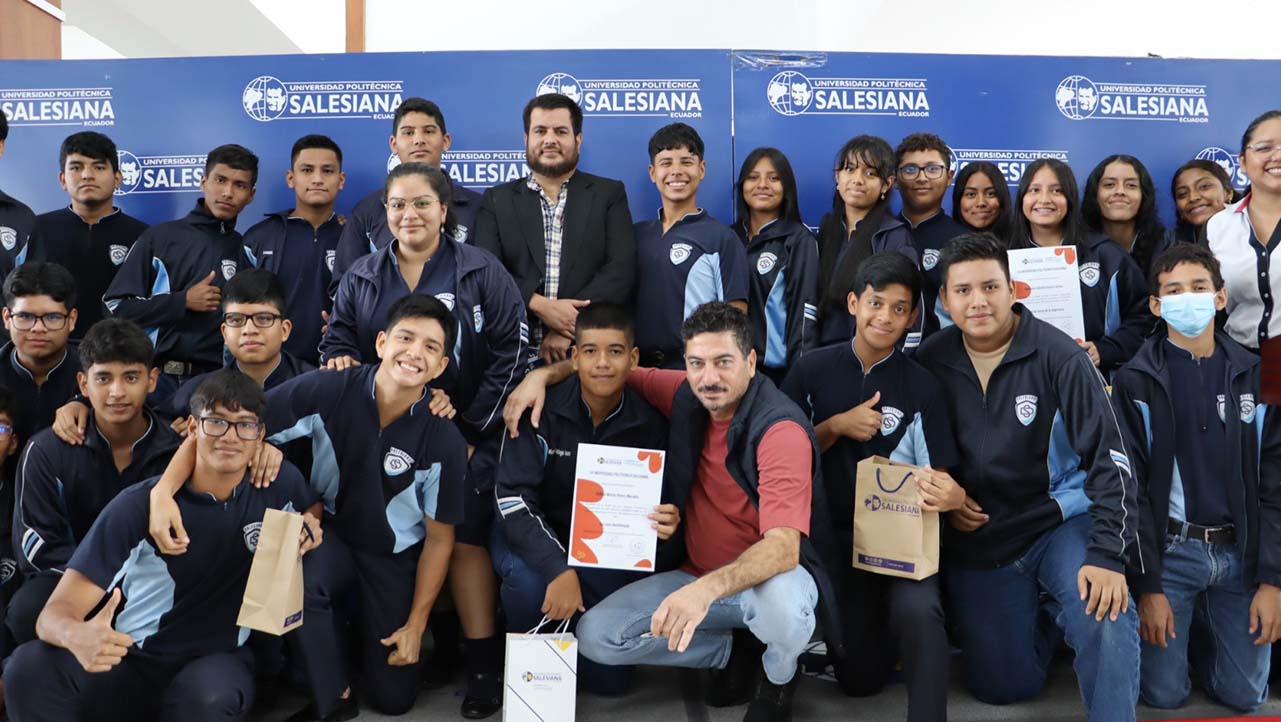 Éxito rotundo en el XVI Festival Internacional de Poesía