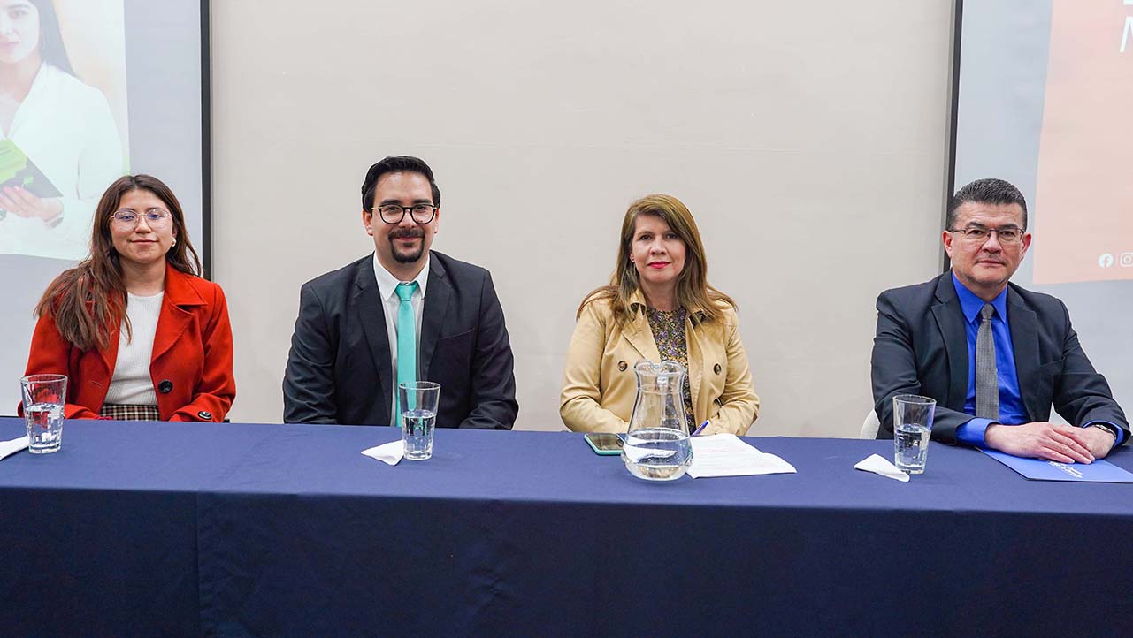 (De izq.) Andrea Toapanta, Juan Pablo Jácome, María Sol Villagómez y Jorge Rengel 