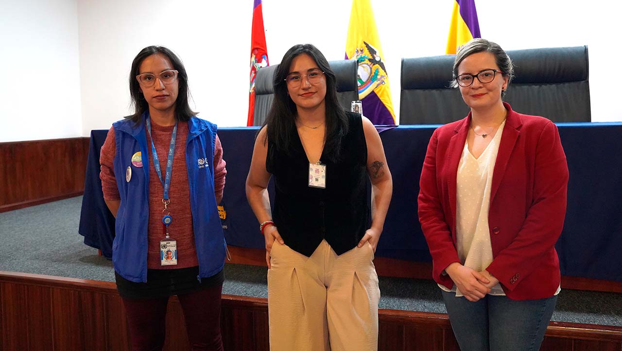 Conversatorio organizado por la carrera de Derecho, la FEUPS, el Consultorio Jurídico Gratuito, la Organización Internacional para las Migraciones (OIM) y la Agencia Española de Cooperación Internacional para el Desarrollo (AECID)
