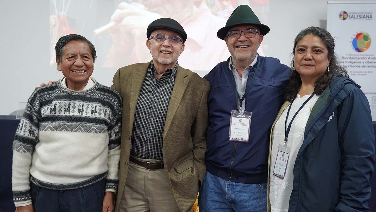 Expositores del seminario internacional 