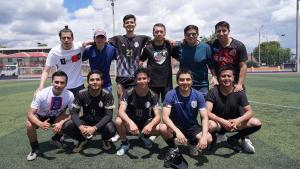 Equipo ASU Protocolo campeón de fútbol de las olimpiadas ASU