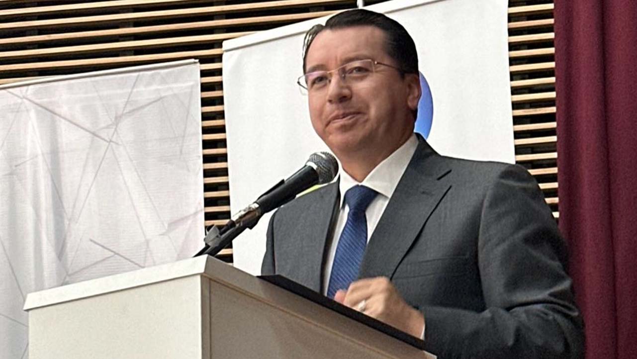 P. Juan Cárdenas durante su intervención