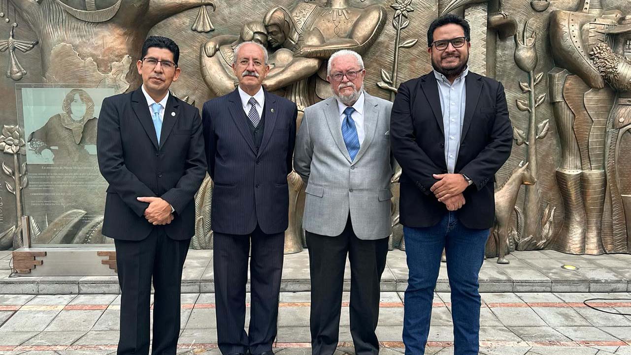 (De izq.) Blas Garzón Vera, Franklin Barriga López, Juan Cordero Íñiguez y Martín Sánchez