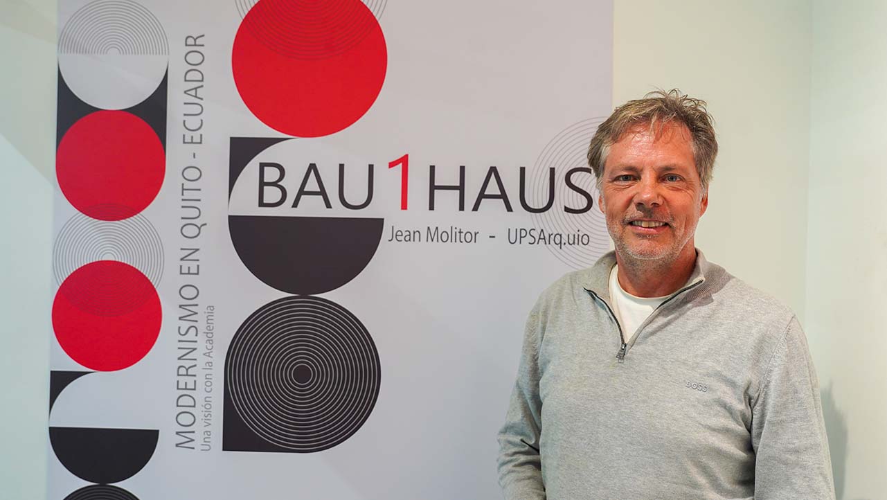 Fotógrafo modernita Joan Molitor en la UPS Quito