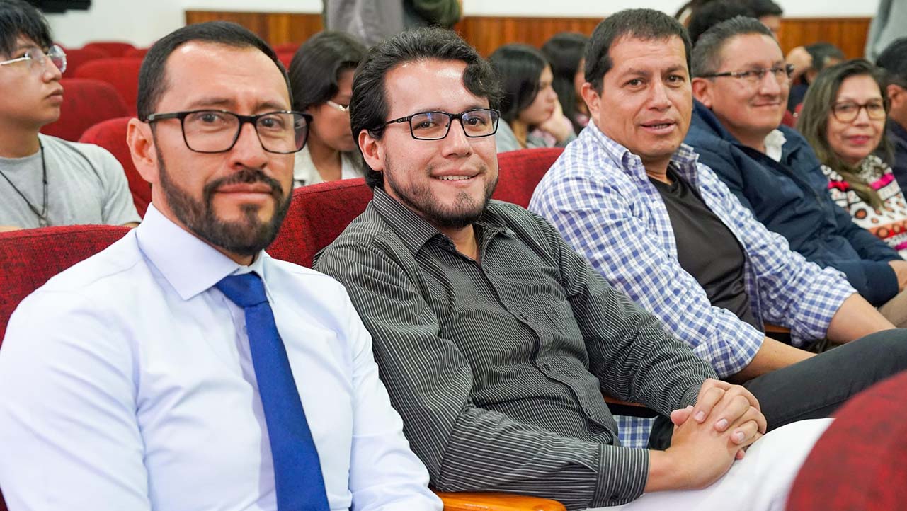 Docentes de la sede Quito presentes en el evento de Rendición de Cuentas UPS 2023
