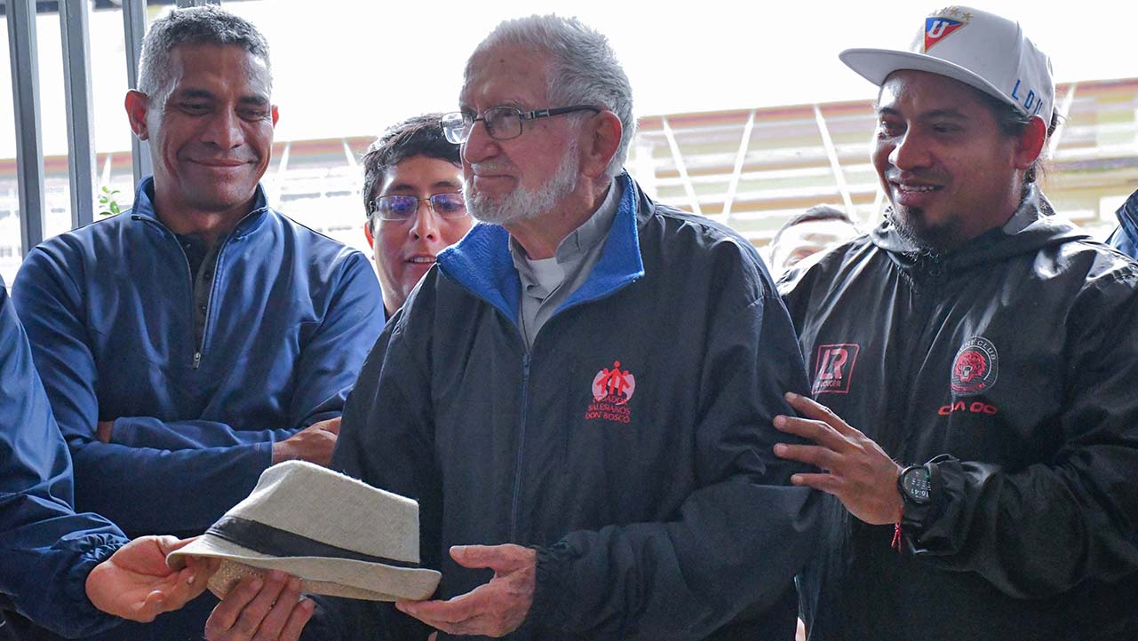 Misioneros Salesianos presentes en la inauguración del nuevo campus en Macas
